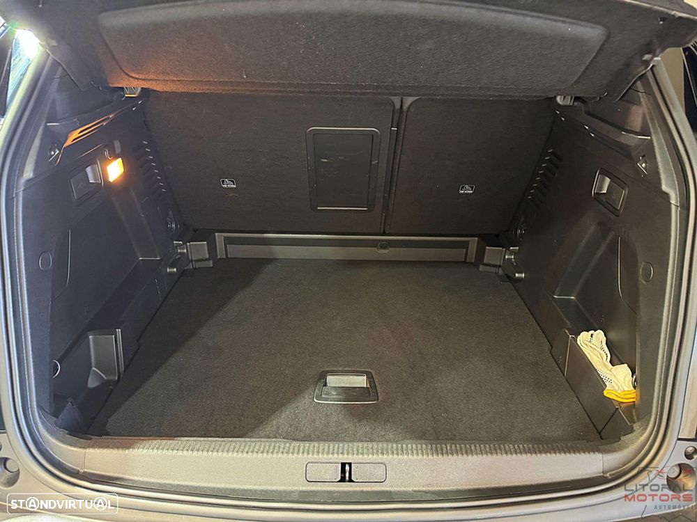 Peugeot 3008 1.5 BlueHDi Allure Pack EAT8 - 11