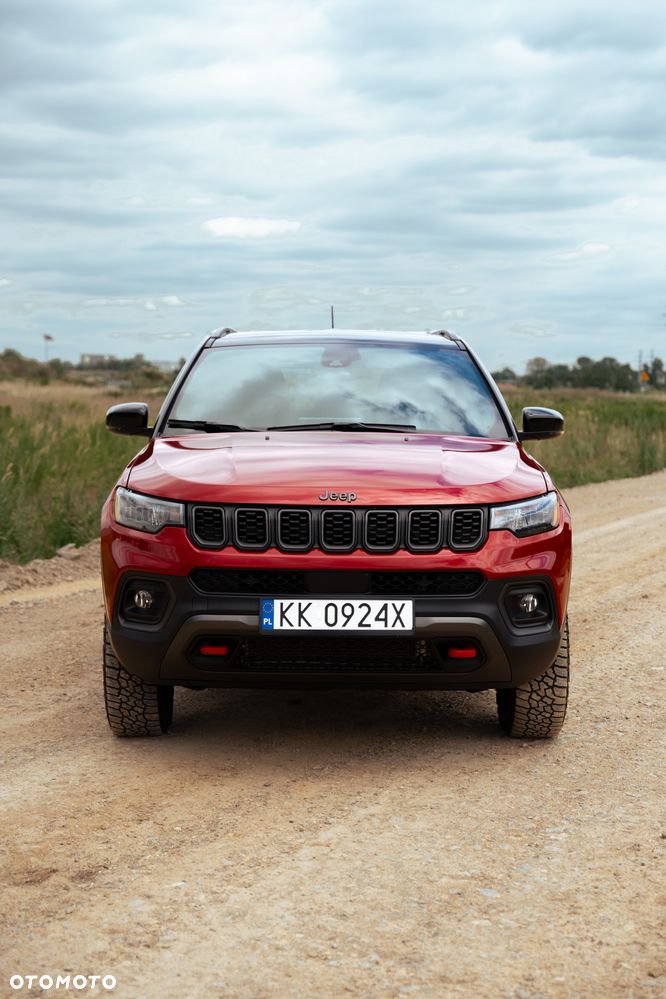Jeep Compass - 21