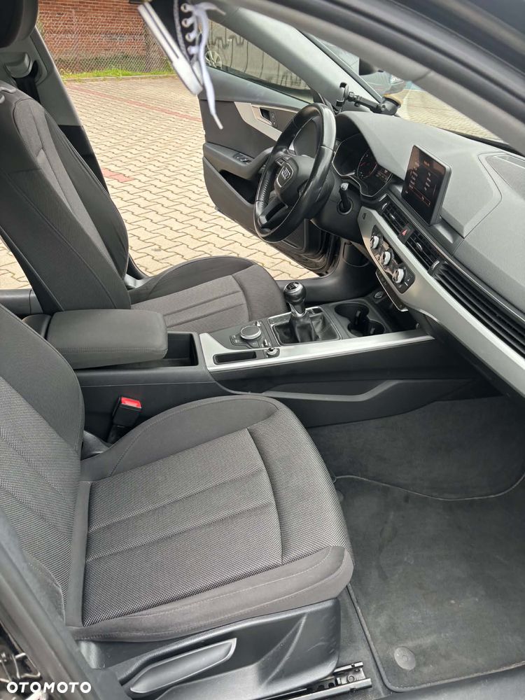 Audi A4 Avant - 10