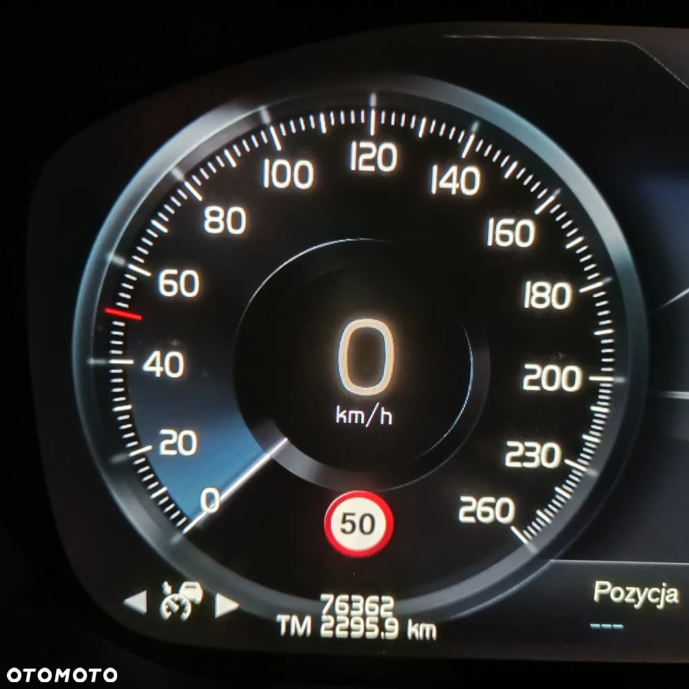 Volvo XC 60 T6 AWD Geartronic RDesign - 9