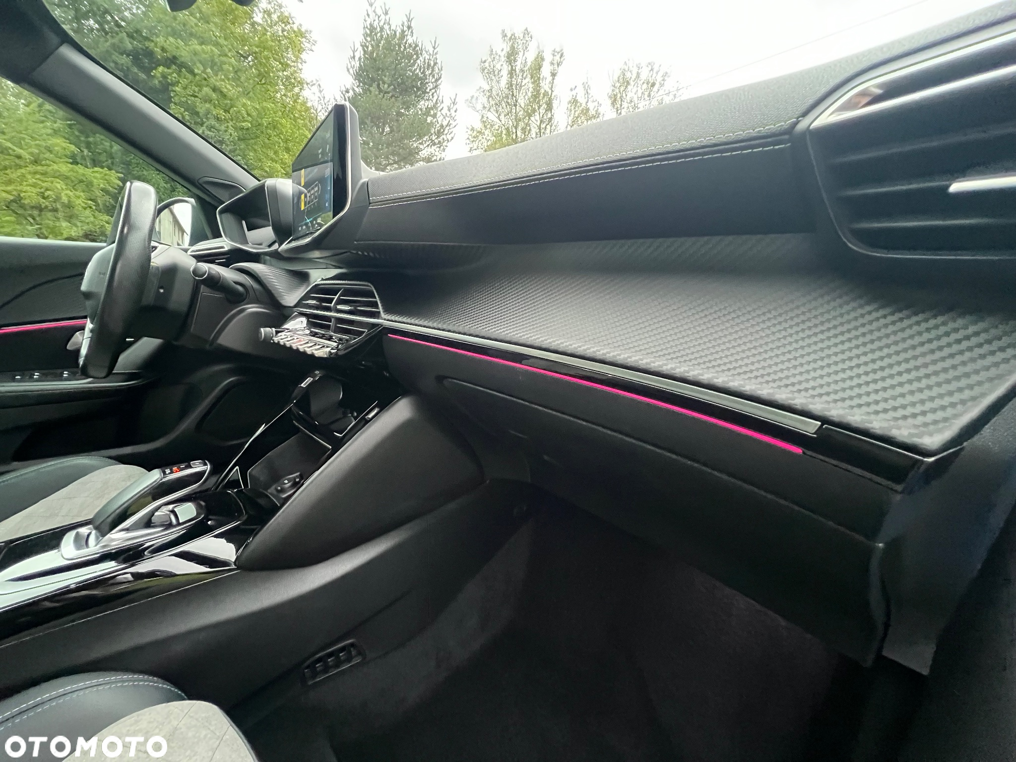 Peugeot 2008 e-2008 GT Line - 25