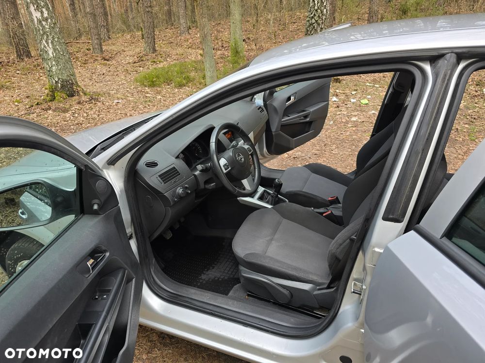 Opel Astra 1.6 Edition - 10