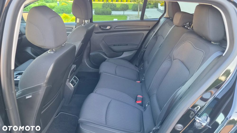 Renault Megane BLUE dCi 115 EDC BUSINESS EDITION - 19