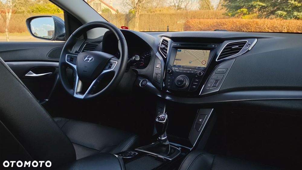 Hyundai i40 Kombi 1.7 CRDi Premium - 16