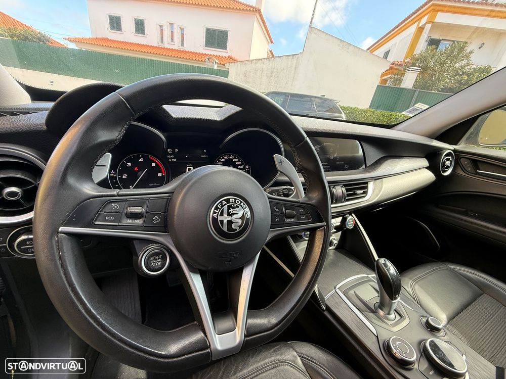 Alfa Romeo Stelvio 2.2 16V AT8 Executive - 11