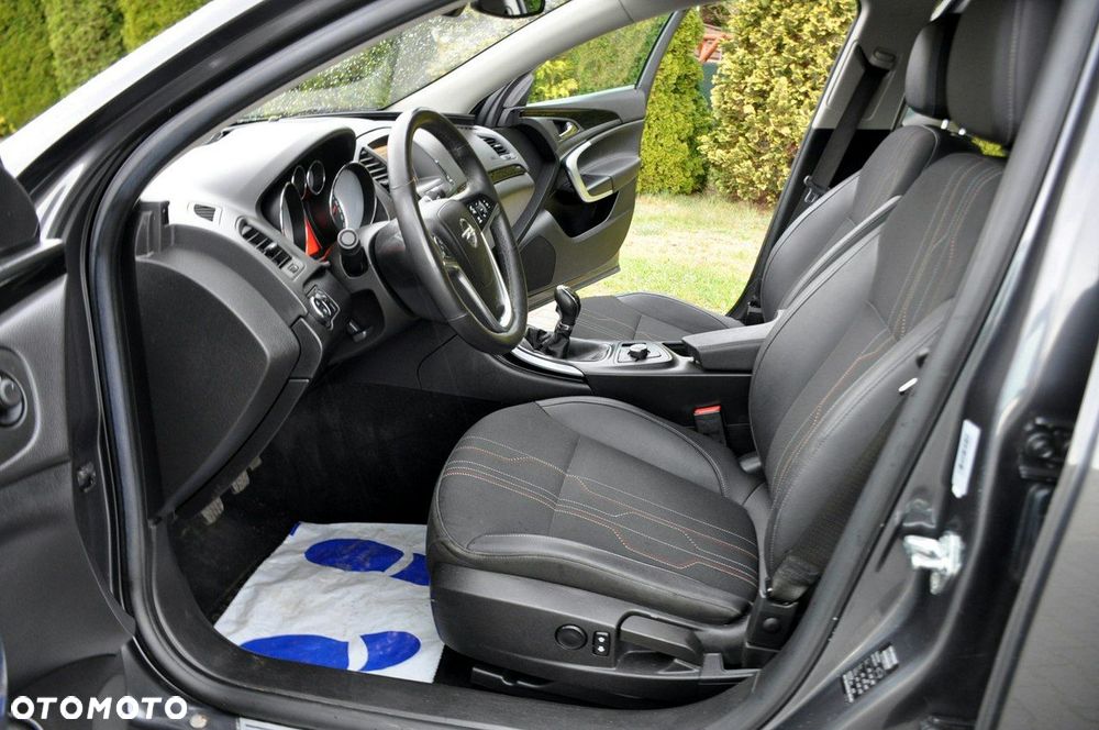 Opel Insignia - 21