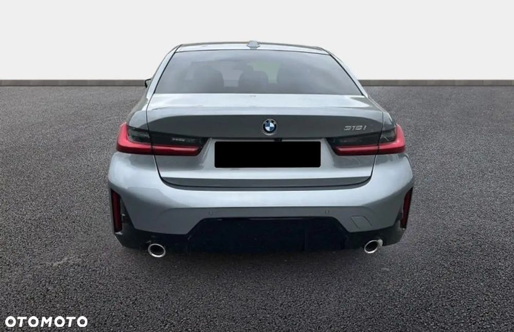 BMW Seria 3 318i M Sport - 3