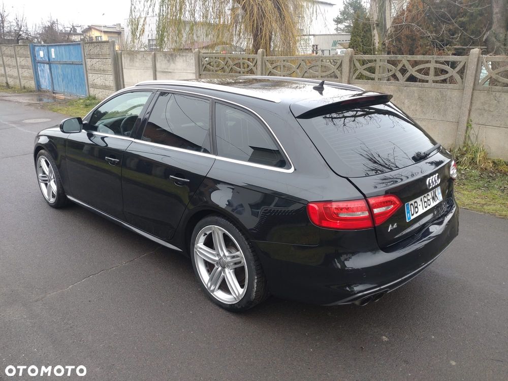 Audi A4 Avant 2.0 TDI Quattro S tronic - 7