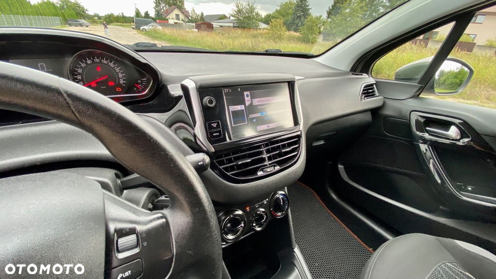 Peugeot 208 1.4 HDi Active - 12