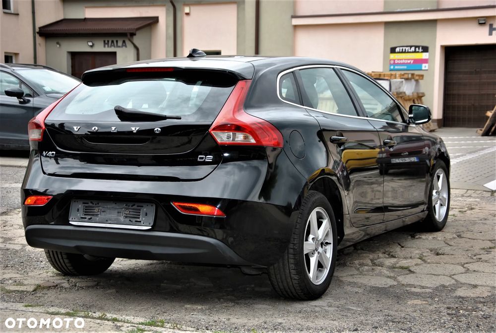 Volvo V40 D2 - 4