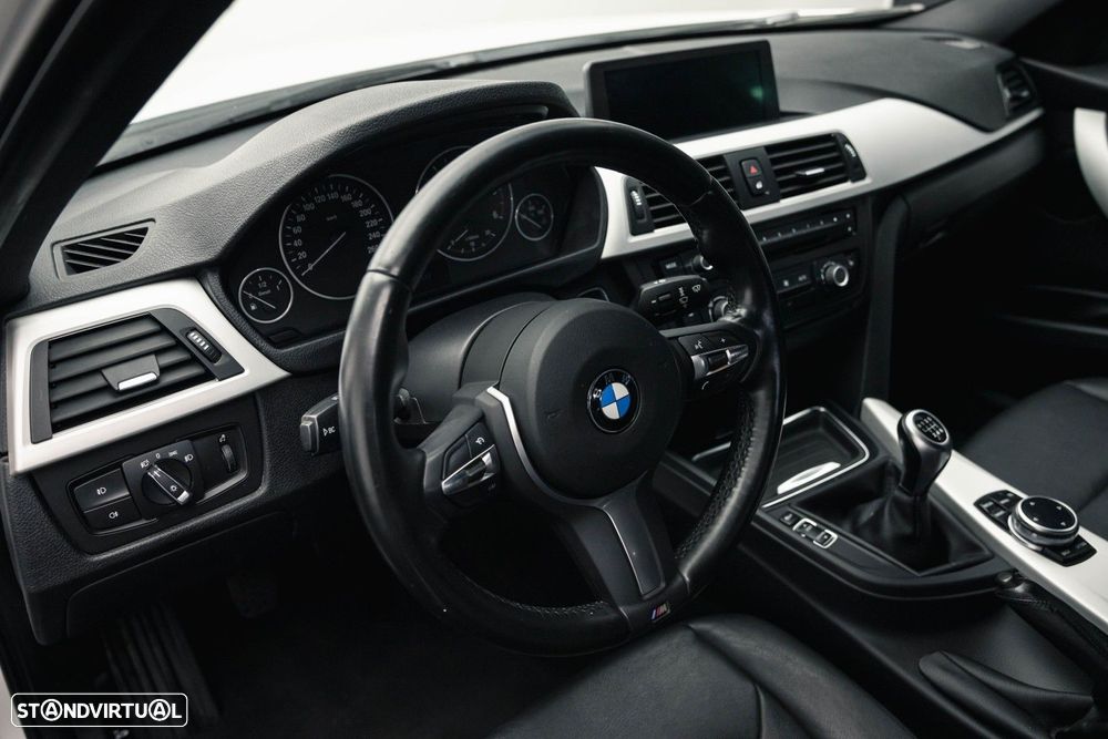 BMW 318 d Pack M - 9