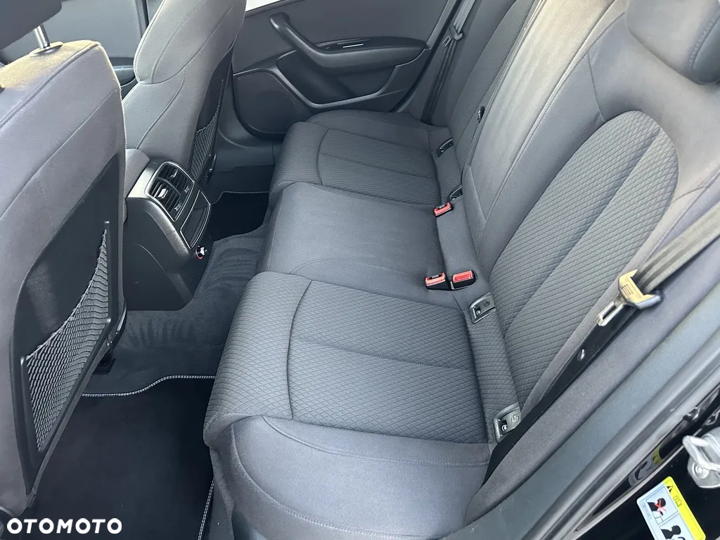 Audi A6 Avant 2.0 TDI Ultra S tronic - 31