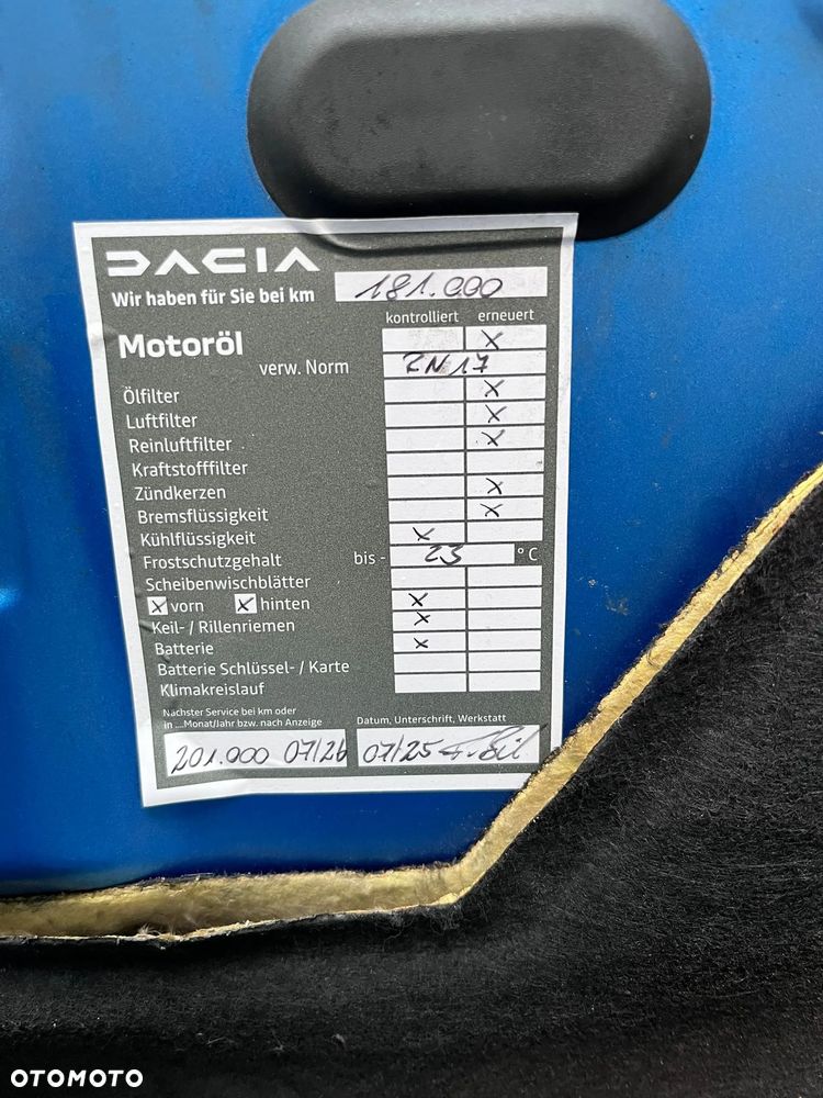 Dacia Dokker TCe 115 Stepway Celebration - 17