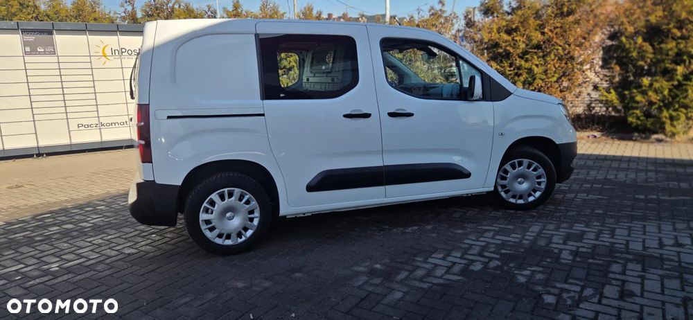 Opel Combo - 15