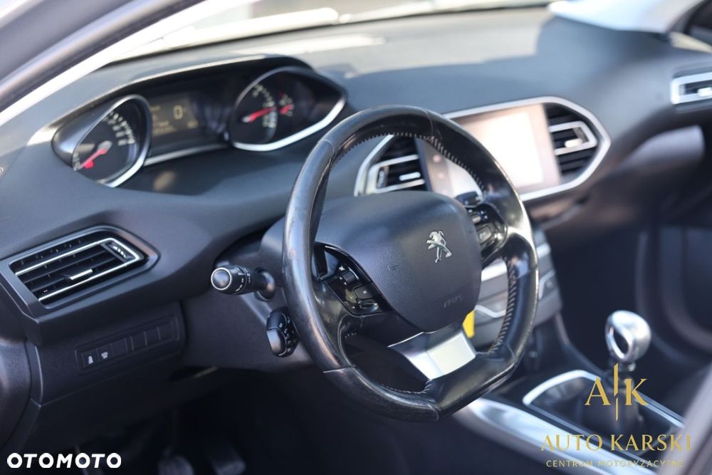 Peugeot 308 - 25