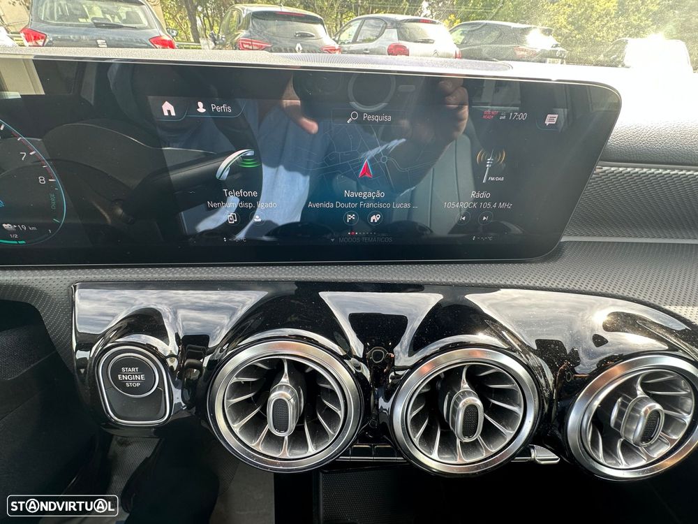 Mercedes-Benz A 250 e Style Plus - 17