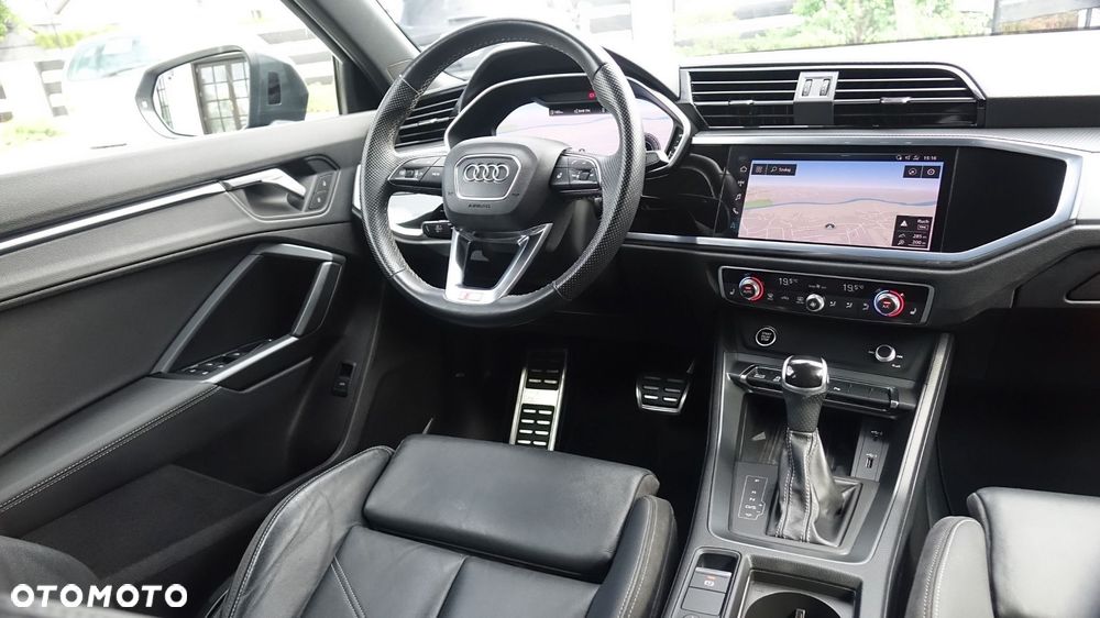 Audi Q3 Sportback - 31