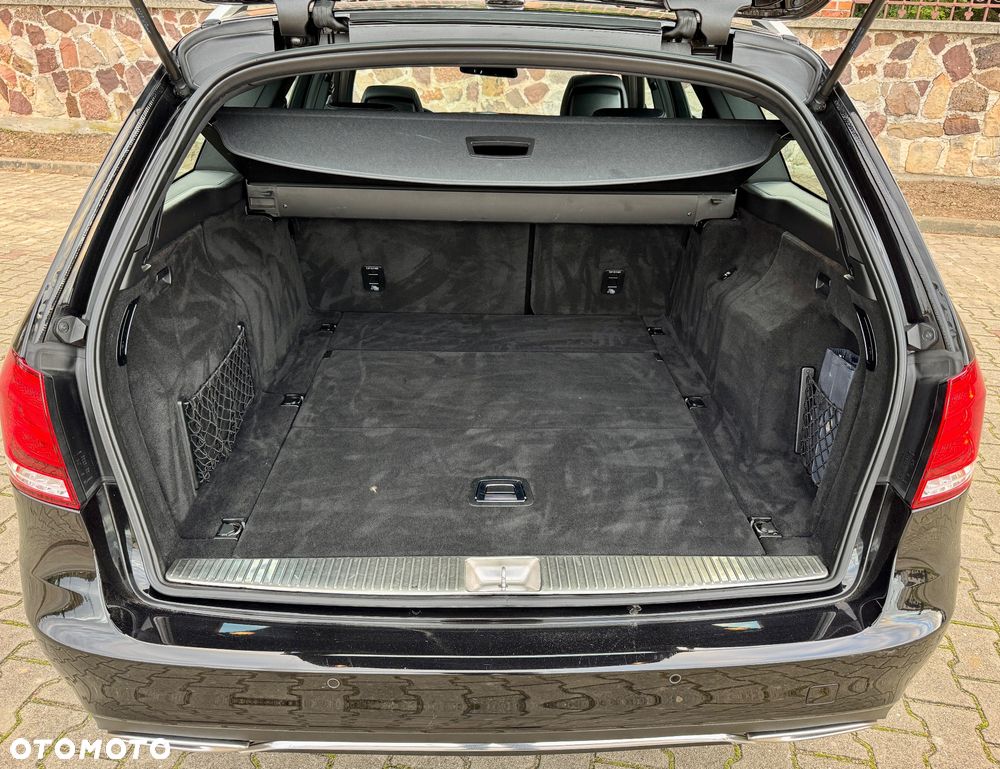 Mercedes-Benz Klasa E - 29