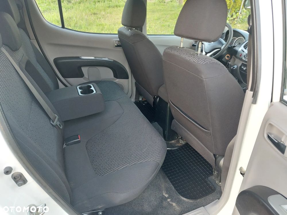 Mitsubishi L200 2.5 DID DC Invite AC - 10
