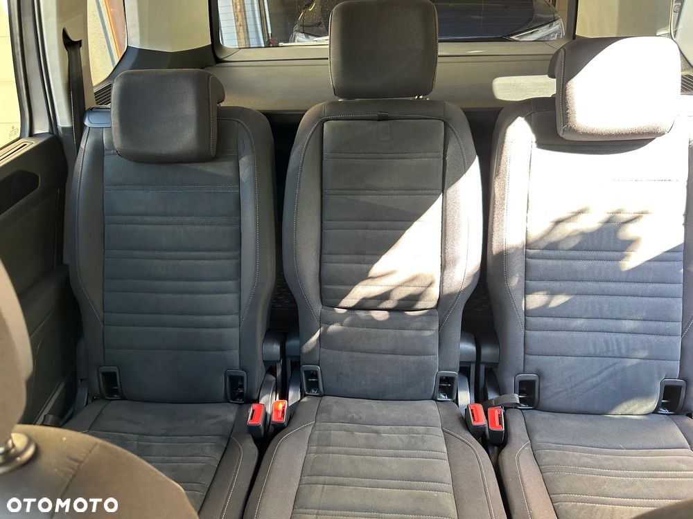 Volkswagen Touran 1.5 TSI EVO Highline DSG - 10