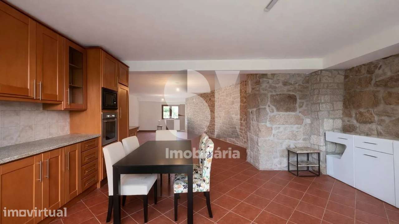 Moradia T2 com quintal - Grande imagem: 4/14