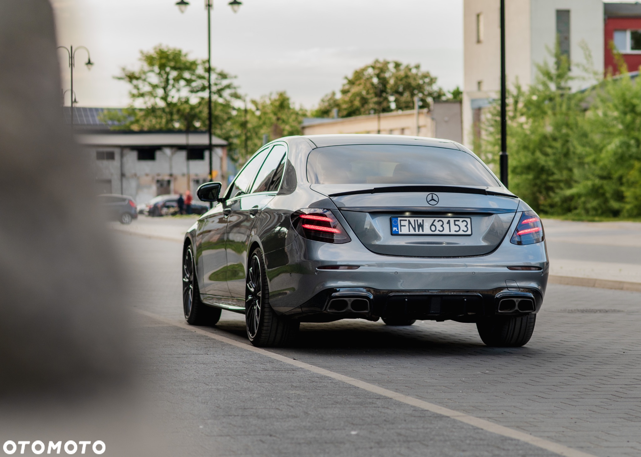 Mercedes-Benz Klasa E 400 4-Matic 9G-TRONIC - 6