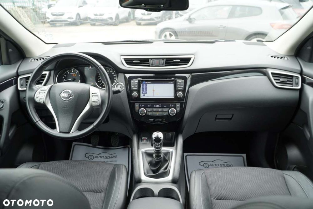 Nissan Qashqai 1.2 DIG-T Tekna EU6 - 5