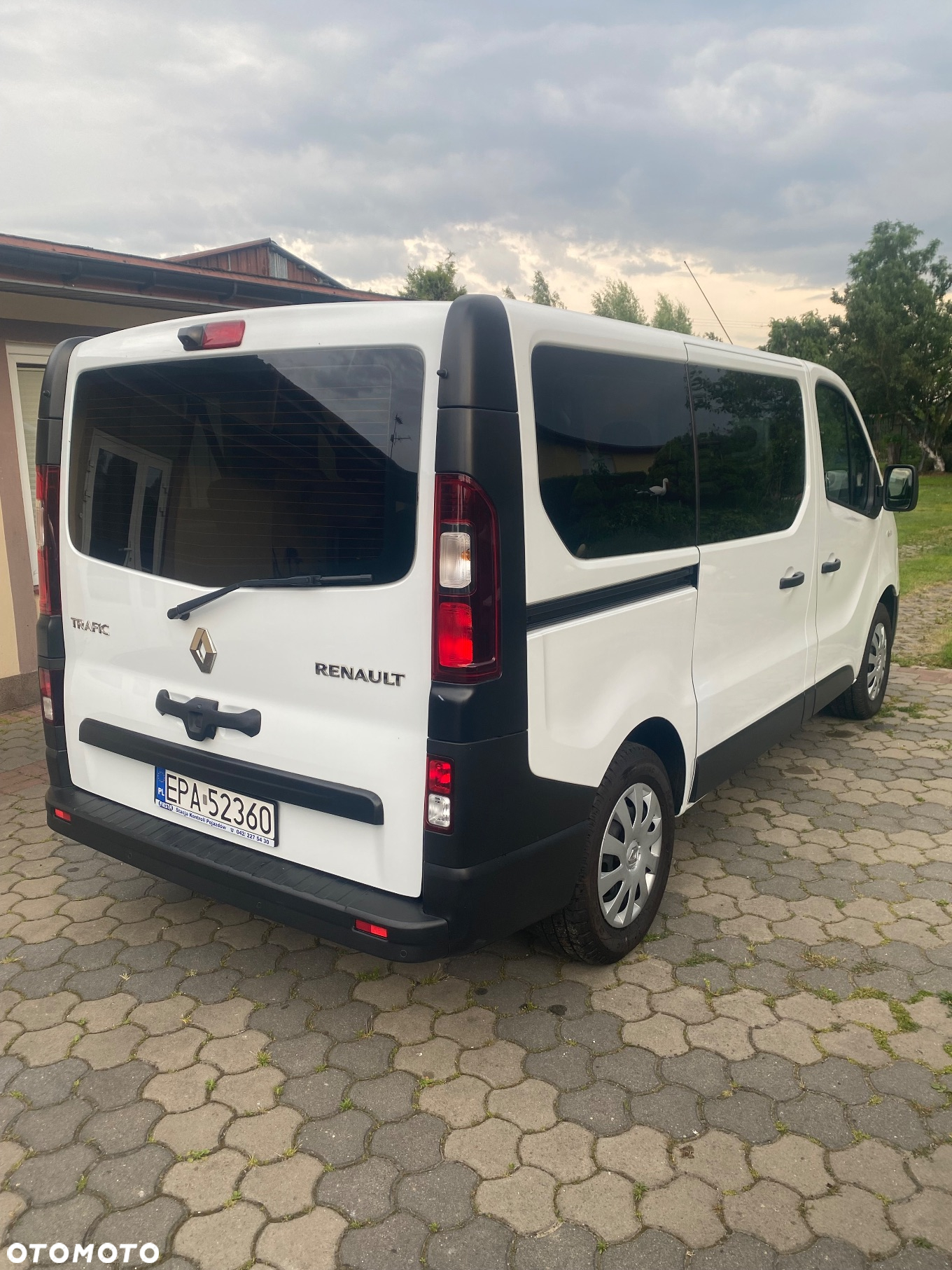 Renault Trafic Grand Passenger 2,9t Pack Clim - 4