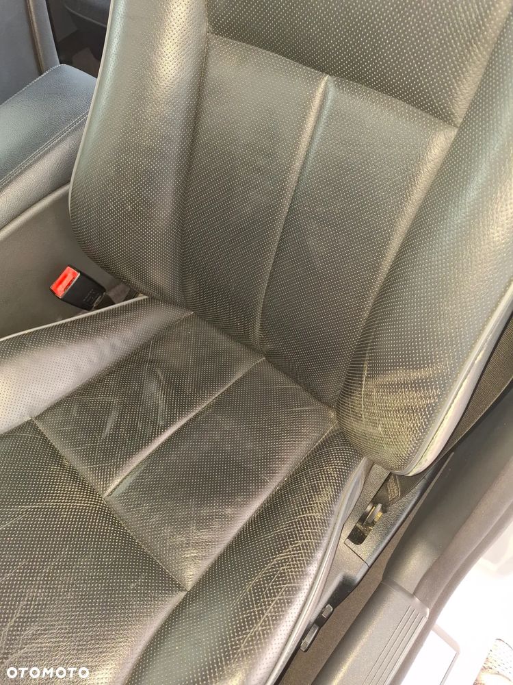 Mercedes-Benz Klasa E 320 T CDI Avantgarde - 9