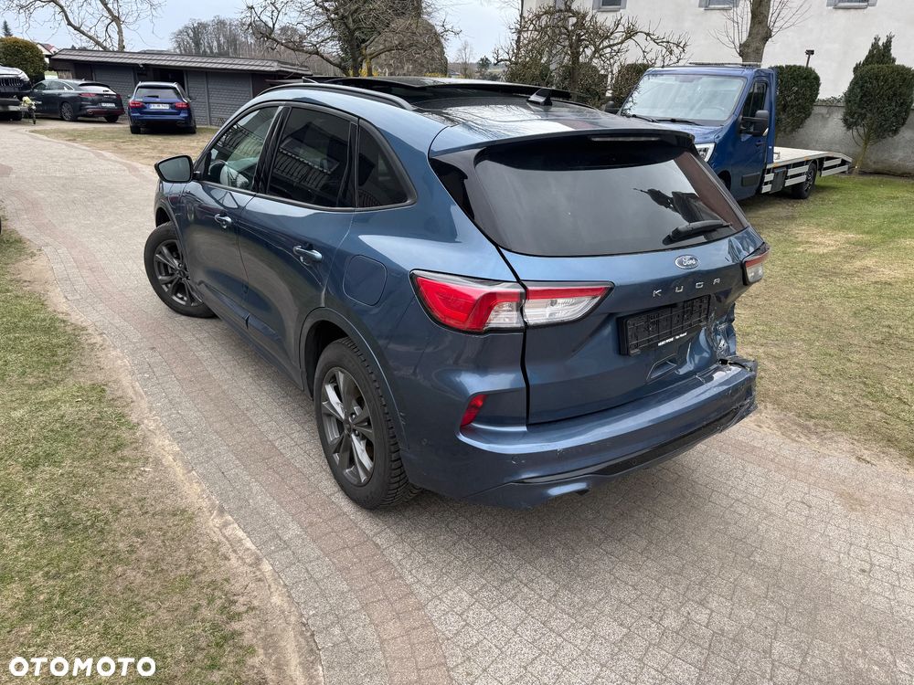 Ford Kuga - 16