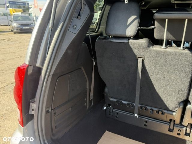 Dodge Grand Caravan - 17