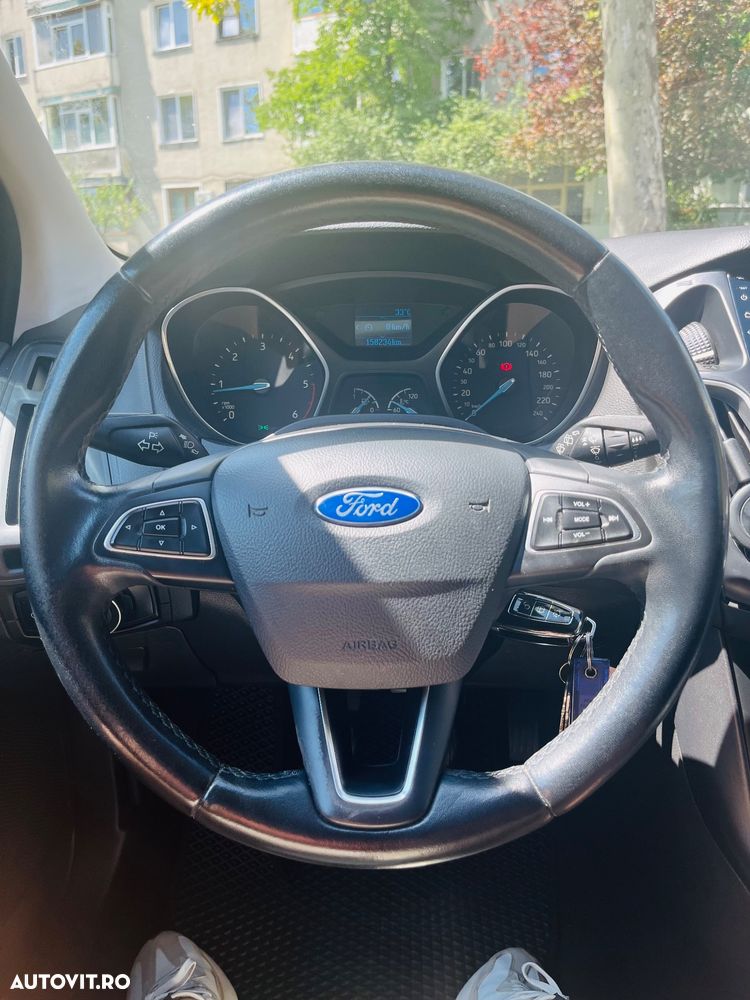 Ford Focus - 7