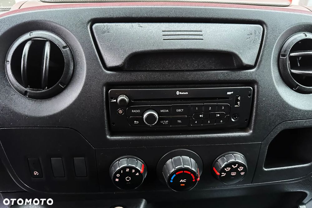 Renault Master III, Nissan NV400 - 26