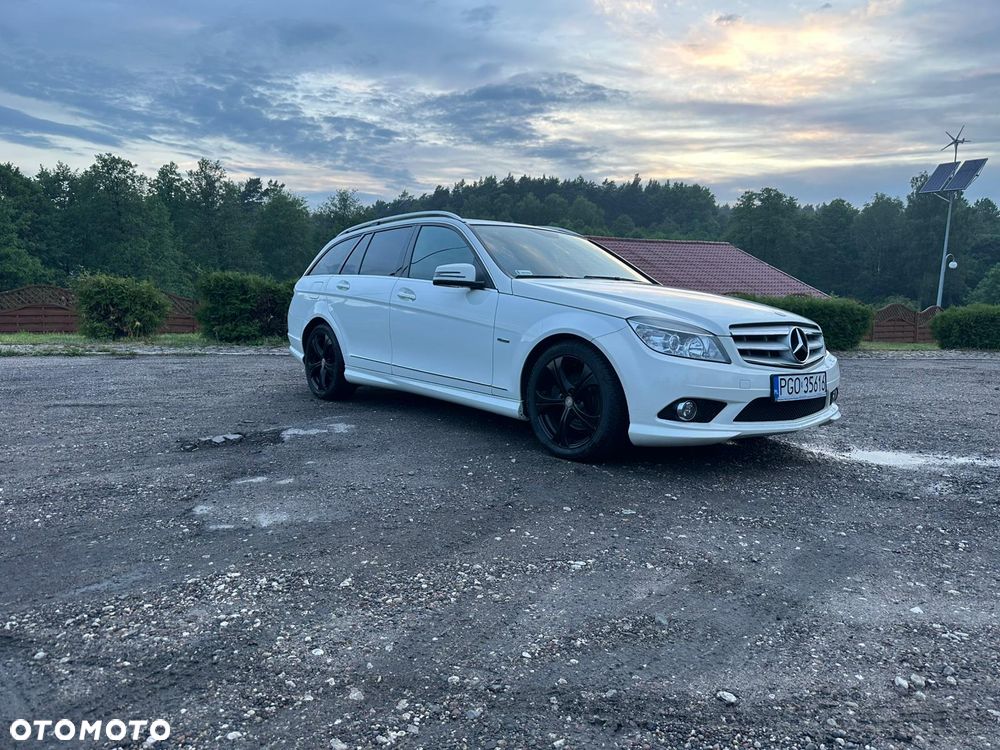 Mercedes-Benz Klasa C 180 Kompressor Automatik BlueEFFICIENCY Avantgarde - 3
