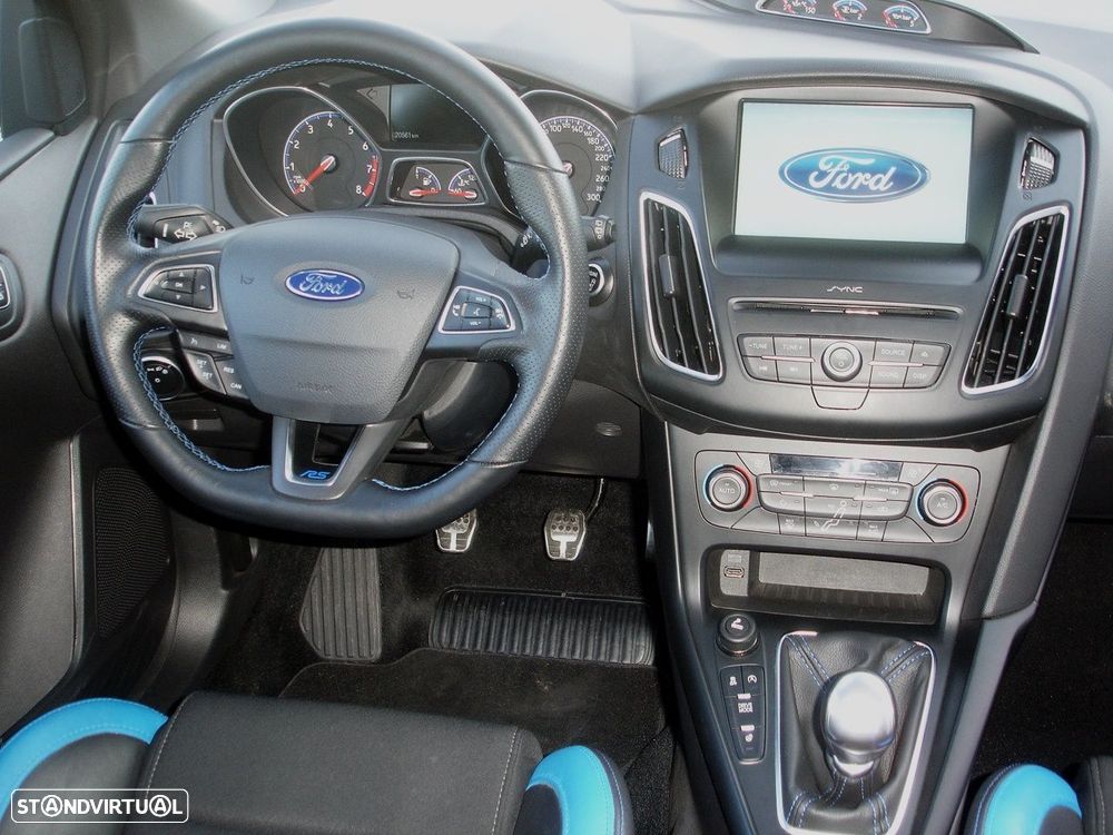 Ford Focus - 17