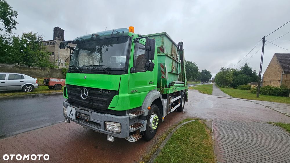 Mercedes-Benz 1824 L AXOR-R BRAMOWIEC