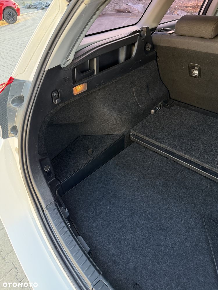 Toyota Auris - 12