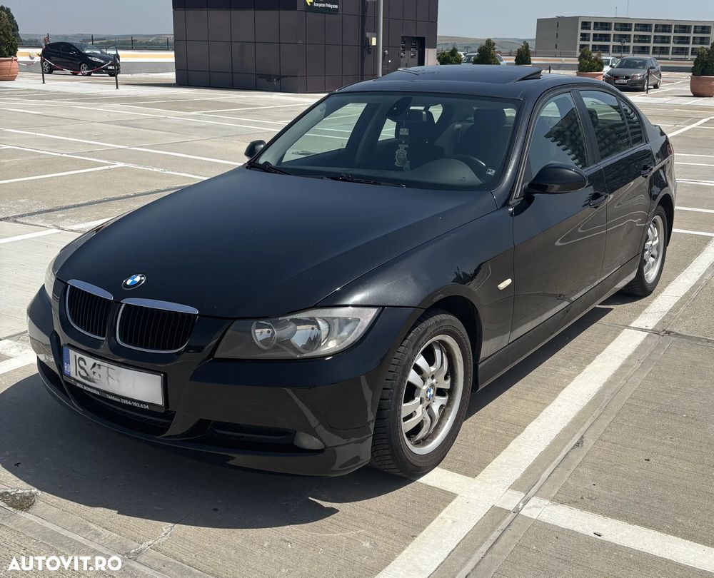 BMW Seria 3 318d - 1