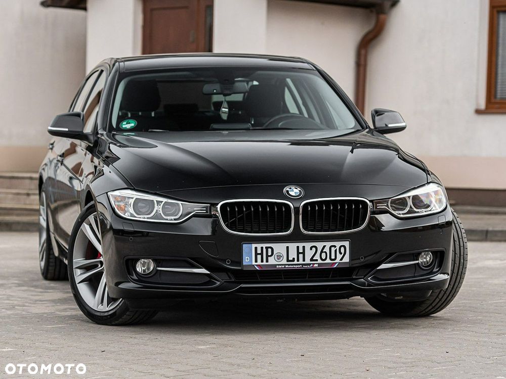 BMW Seria 3 320d Sport Line - 4