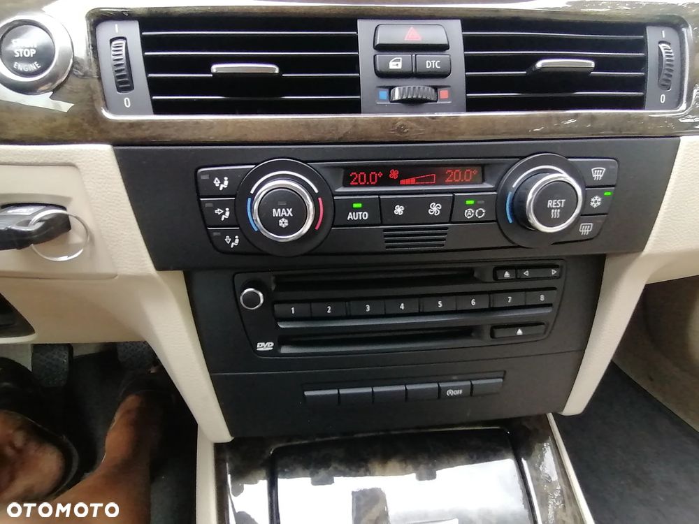 BMW Seria 3 320d Coupe - 32