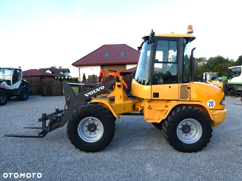 Volvo L30B PRO / Z Niemiec / ORG. 7.120mtg / Bardzo ładne / - 1