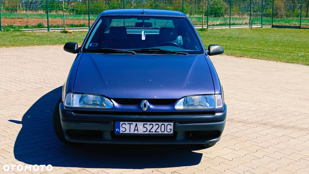 Renault 19 1.8 RN - 4