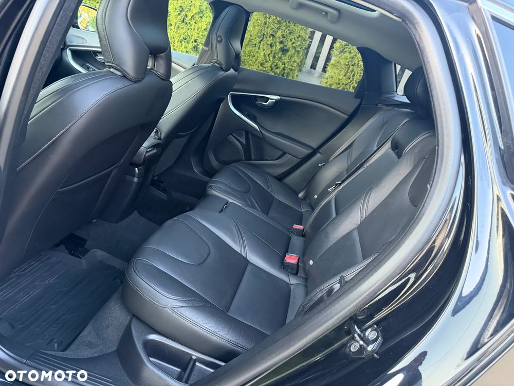 Volvo V40 D2 Momentum - 20