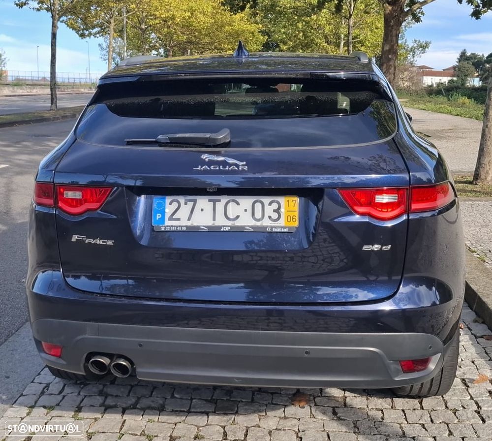 Jaguar F-Pace 2.0 i4D Prestige - 11
