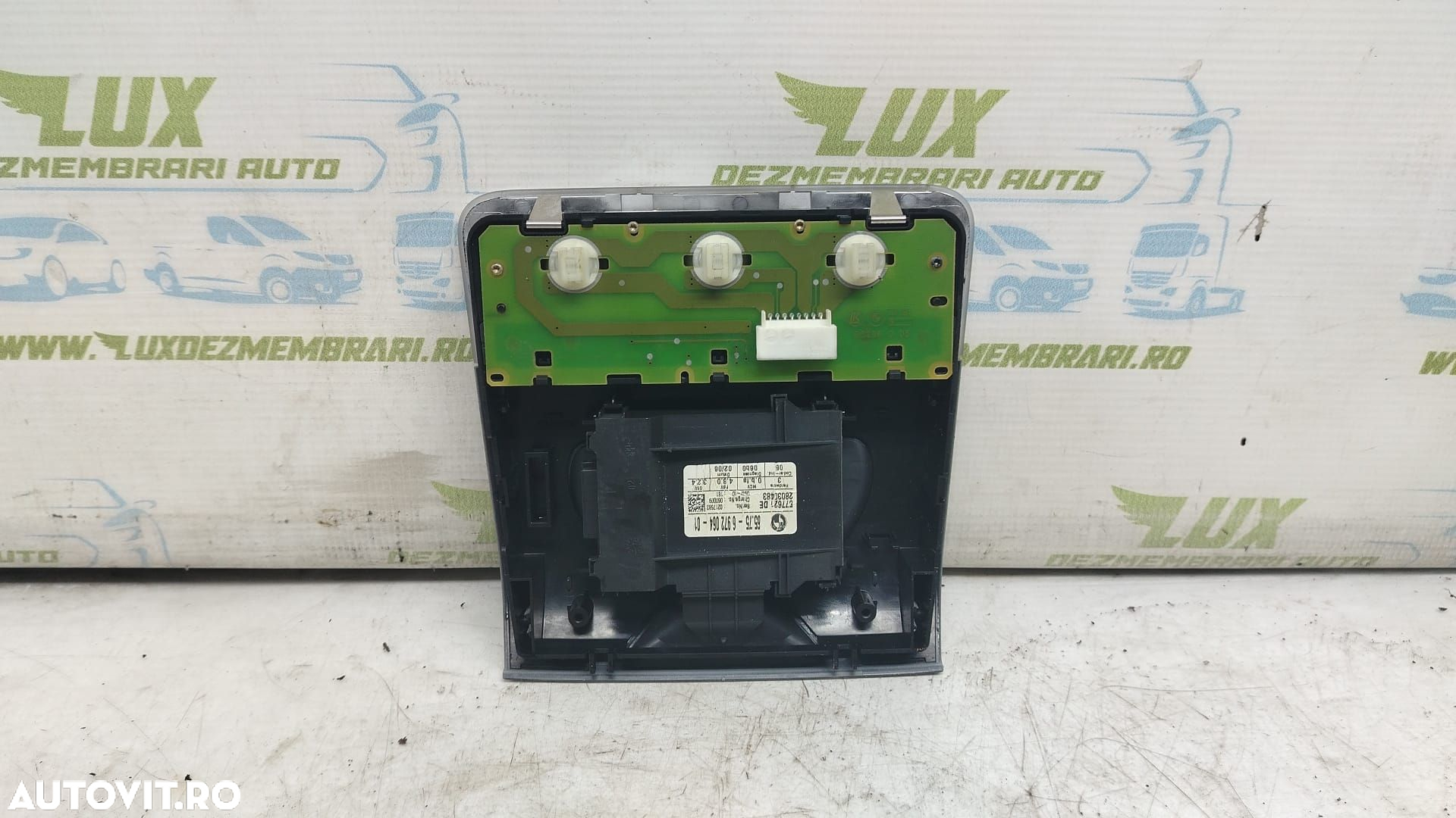 Plafoniera 6972064-01 BMW Seria 3 E90 [2004 - 2010] 2.0 d M47N20 - 3