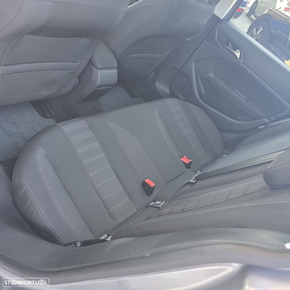 Peugeot 308 1.6 BlueHDi Allure J17 - 46