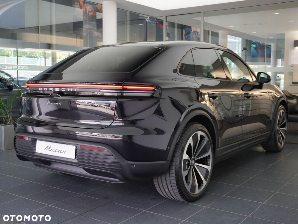 Porsche Macan 4 100kWh - 12