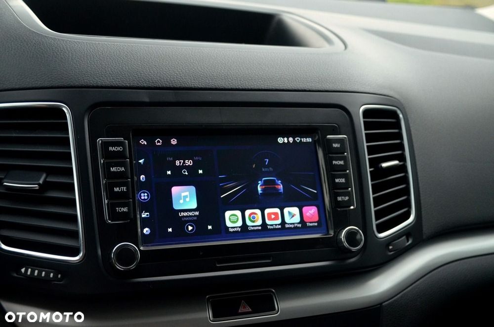 Volkswagen Sharan - 22