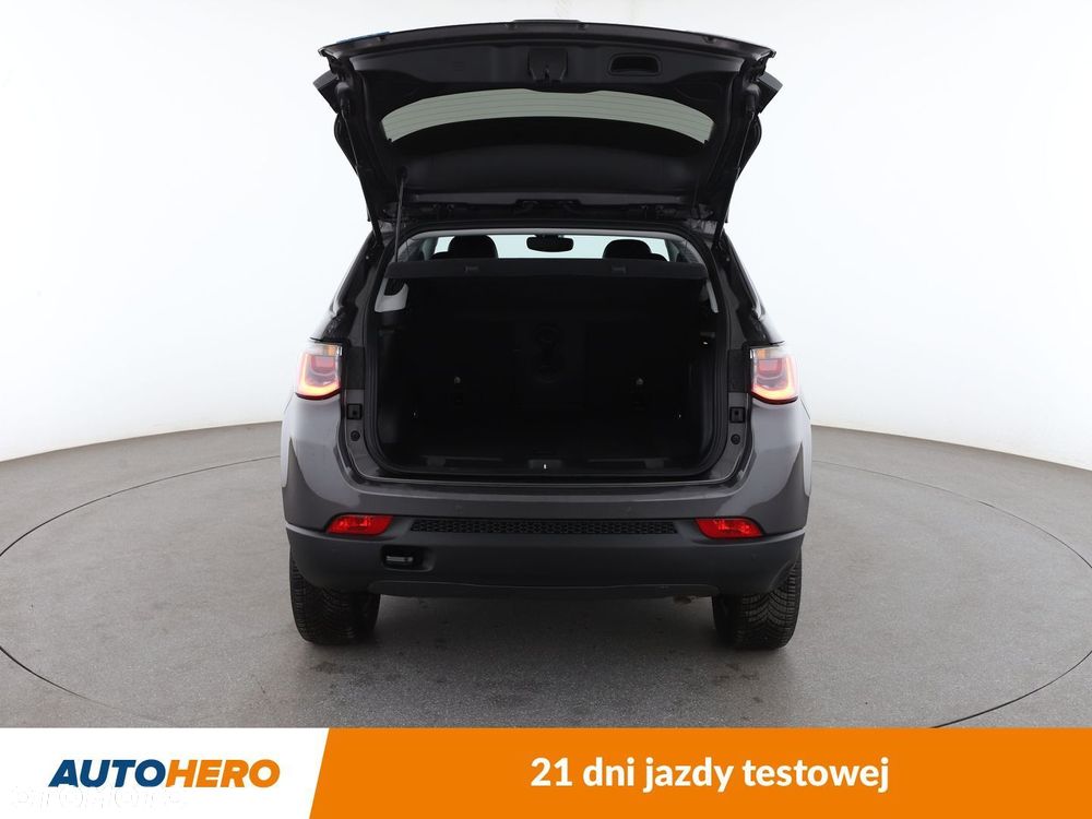 Jeep Compass - 16