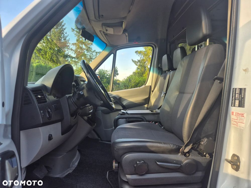Mercedes-Benz Sprinter - 4